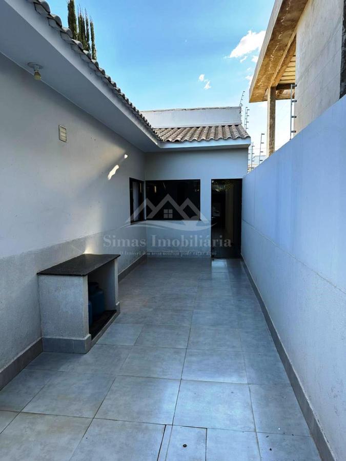 Casa à venda com 3 quartos, 230m² - Foto 16