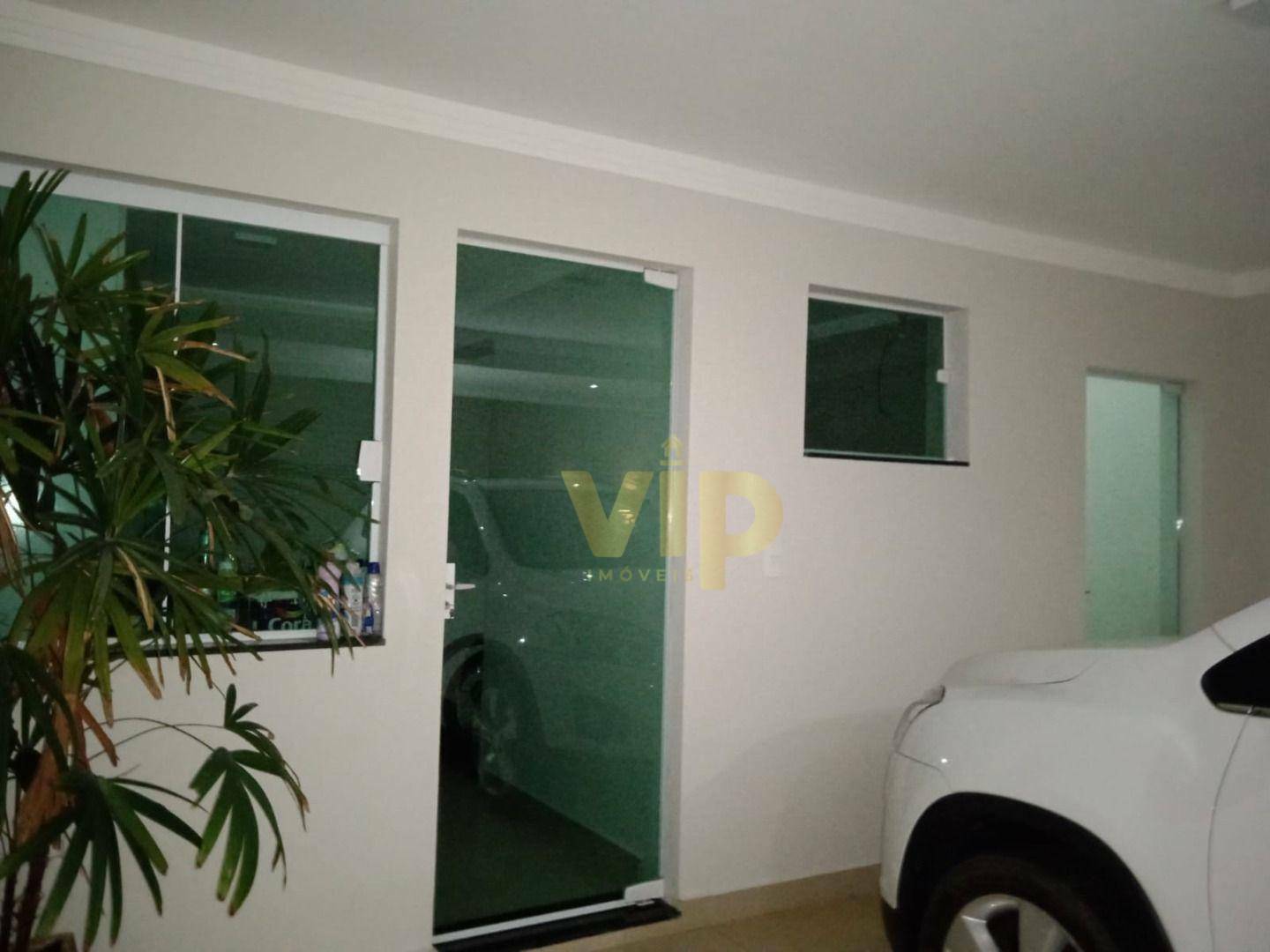 Casa à venda com 3 quartos, 196m² - Foto 4