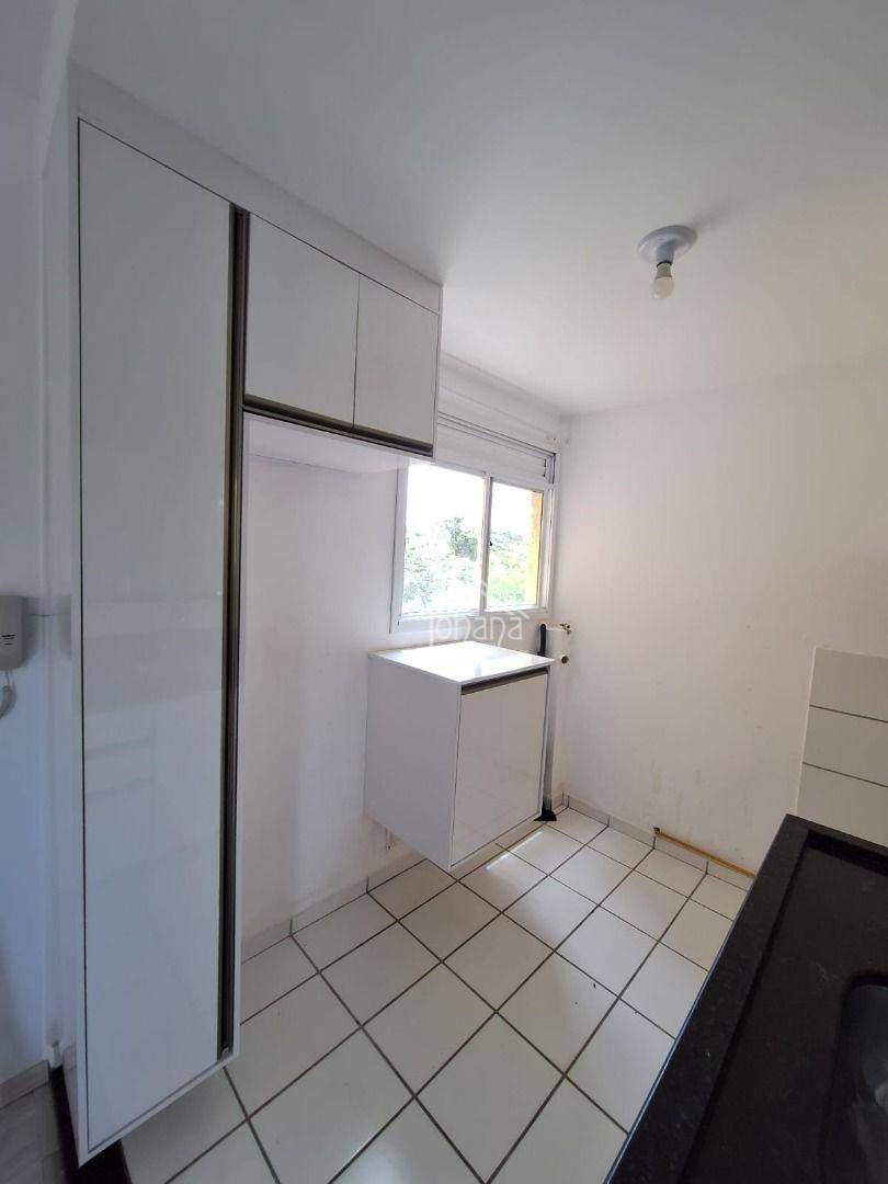 Apartamento à venda com 2 quartos, 46m² - Foto 3