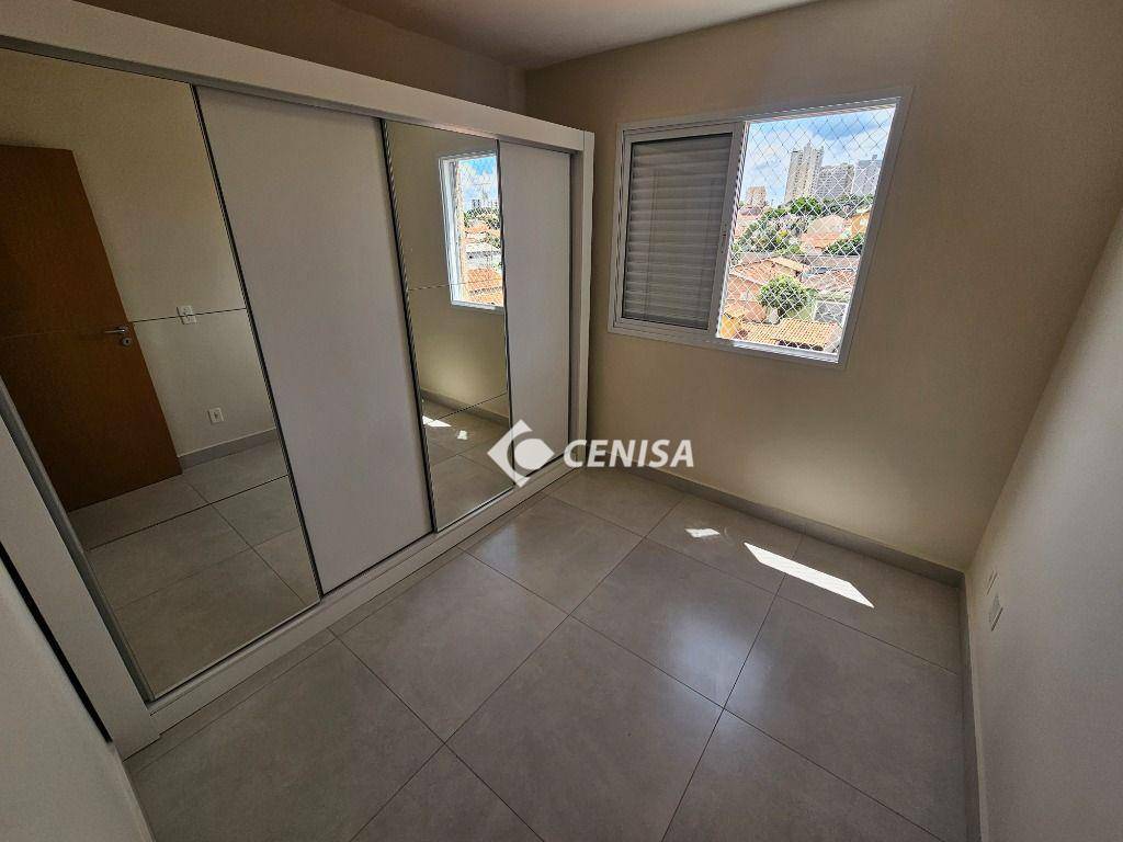 Apartamento para alugar com 3 quartos, 82m² - Foto 6