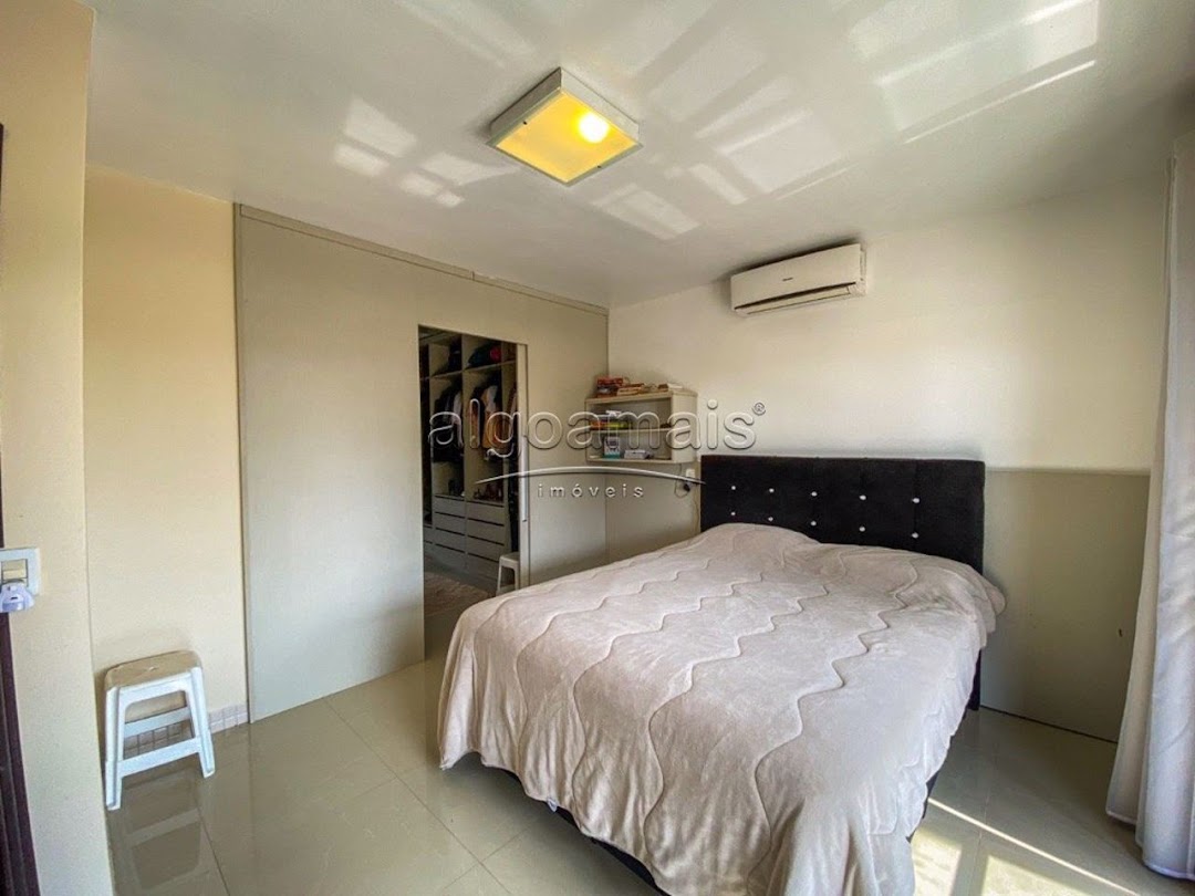 Casa à venda com 4 quartos, 28m² - Foto 29