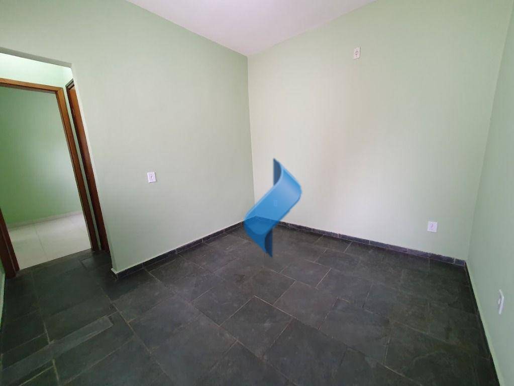 Casa para alugar com 2 quartos, 103m² - Foto 24