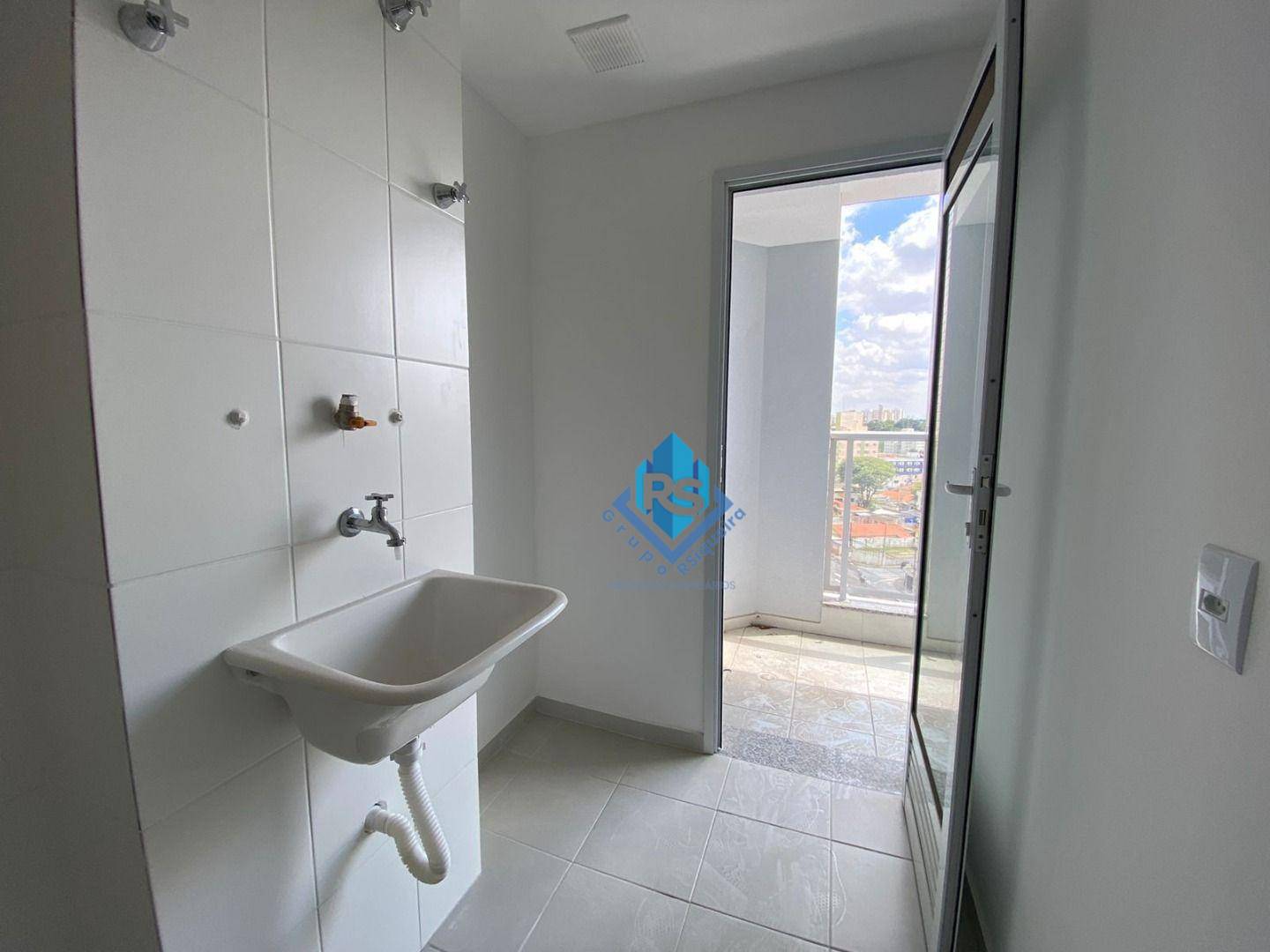 Apartamento à venda com 2 quartos, 63m² - Foto 14