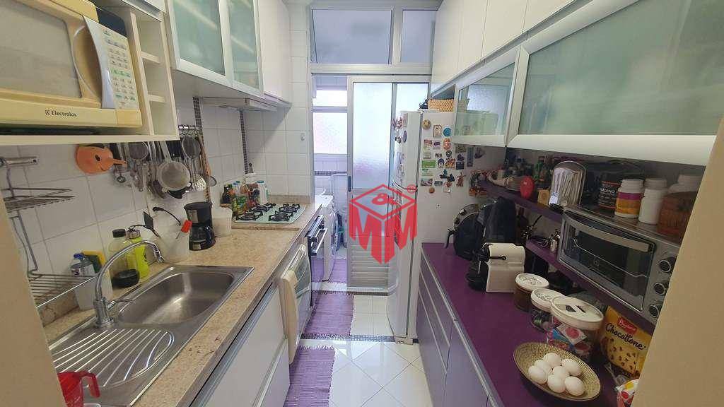 Apartamento à venda com 2 quartos, 63m² - Foto 13