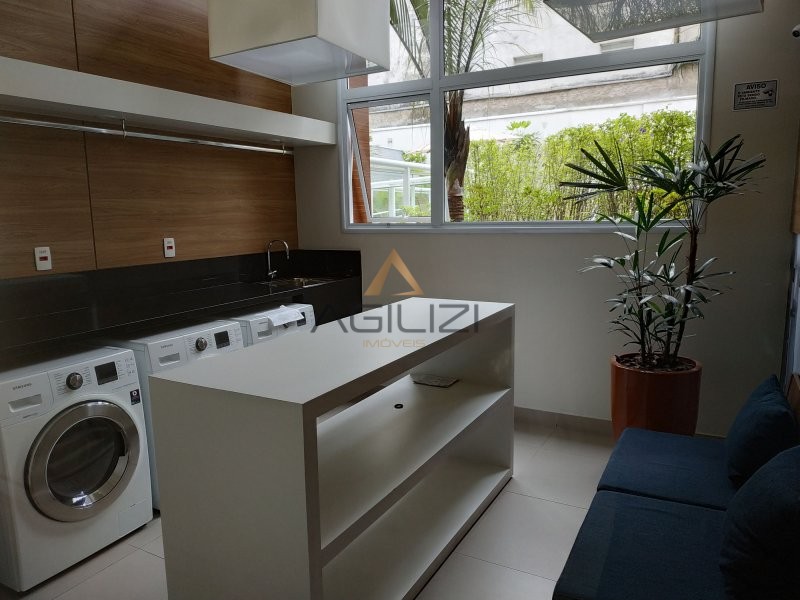 Apartamento à venda com 1 quarto, 45m² - Foto 9