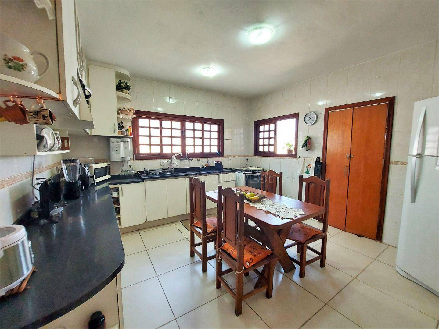 Casa de Condomínio à venda com 3 quartos, 460m² - Foto 14