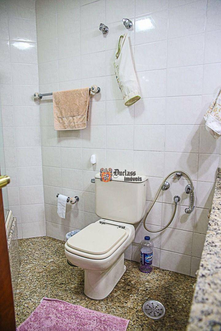 Apartamento à venda com 3 quartos, 207m² - Foto 11