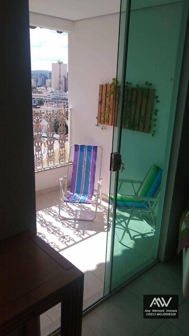 Casa à venda com 5 quartos, 168m² - Foto 19