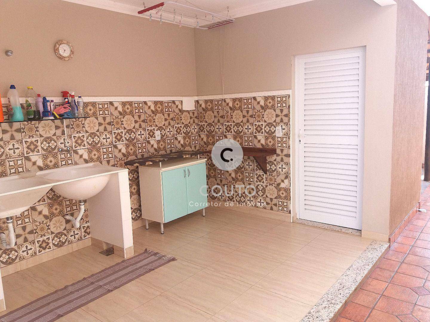 Casa de Condomínio à venda com 3 quartos, 320m² - Foto 42