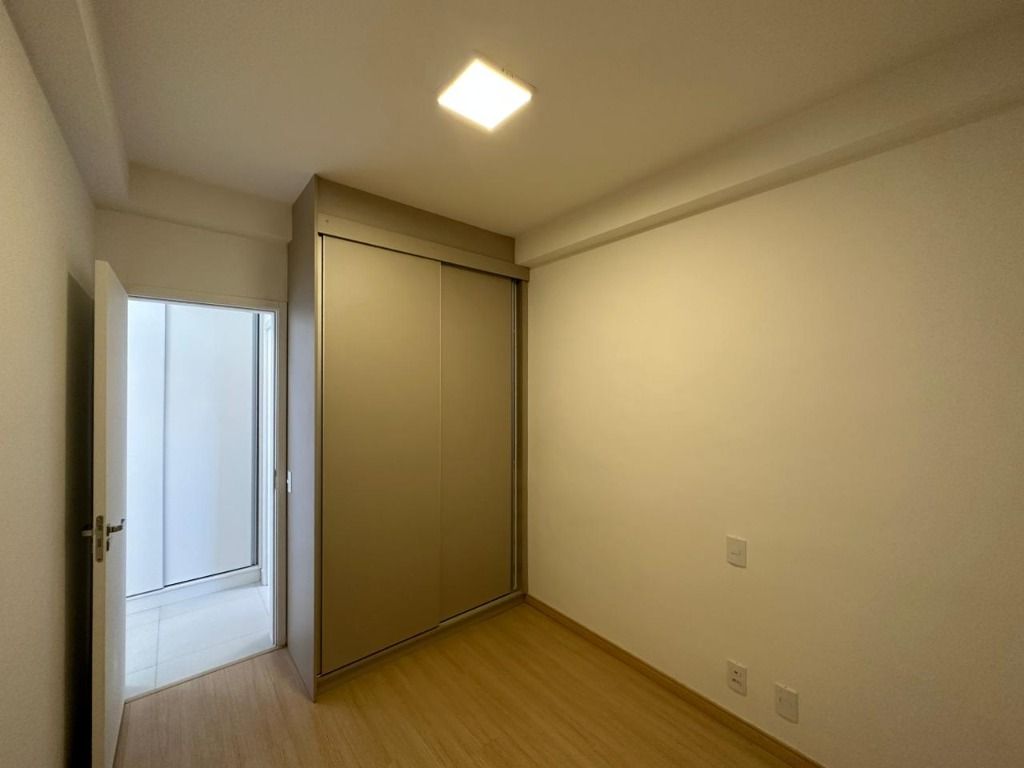 Apartamento para alugar com 3 quartos, 82m² - Foto 20