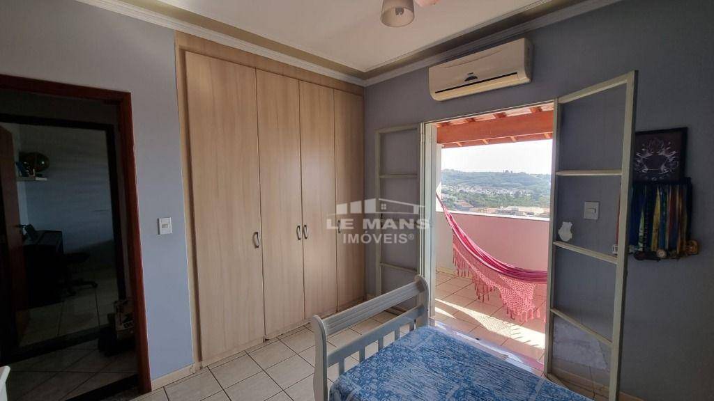 Casa à venda com 3 quartos, 237m² - Foto 21