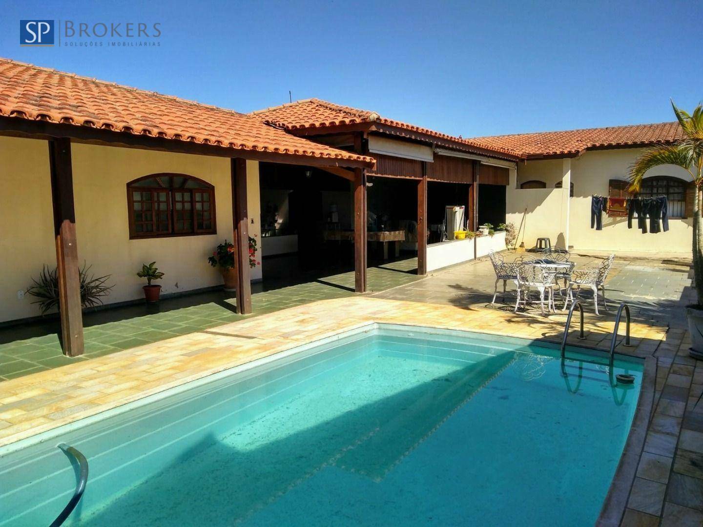 Chácara à venda com 4 quartos, 368m² - Foto 9