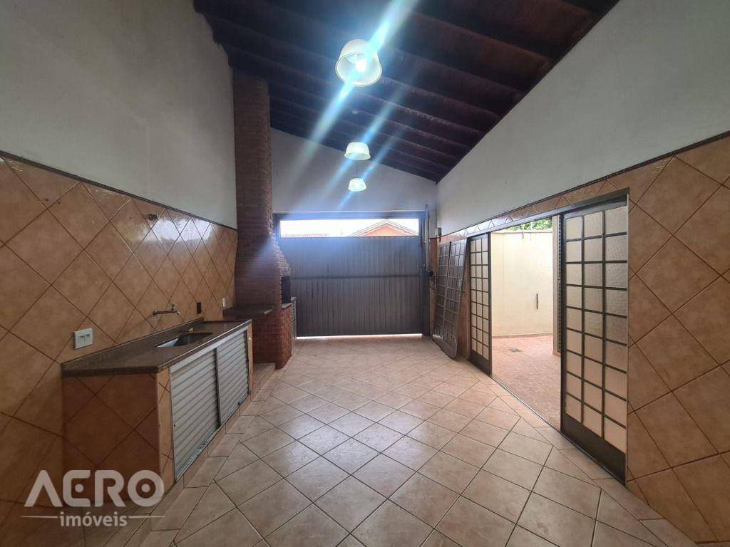 Casa à venda com 3 quartos, 223m² - Foto 28