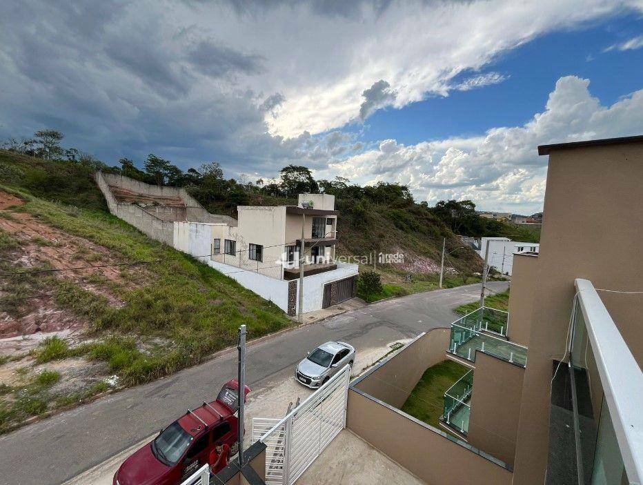 Casa à venda com 2 quartos, 150m² - Foto 12