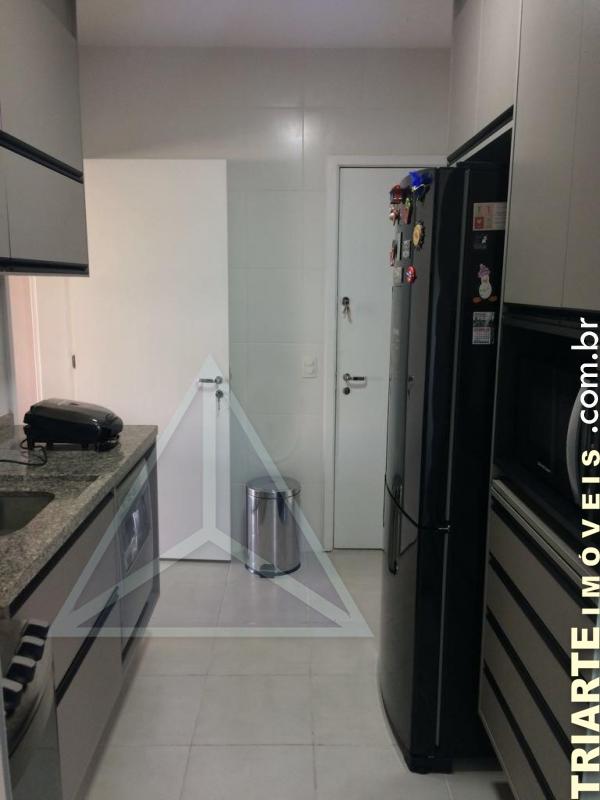 Apartamento à venda com 3 quartos, 108m² - Foto 6