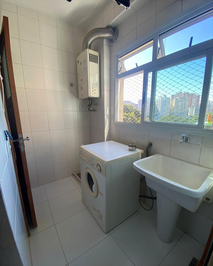 Apartamento à venda com 2 quartos, 80m² - Foto 12