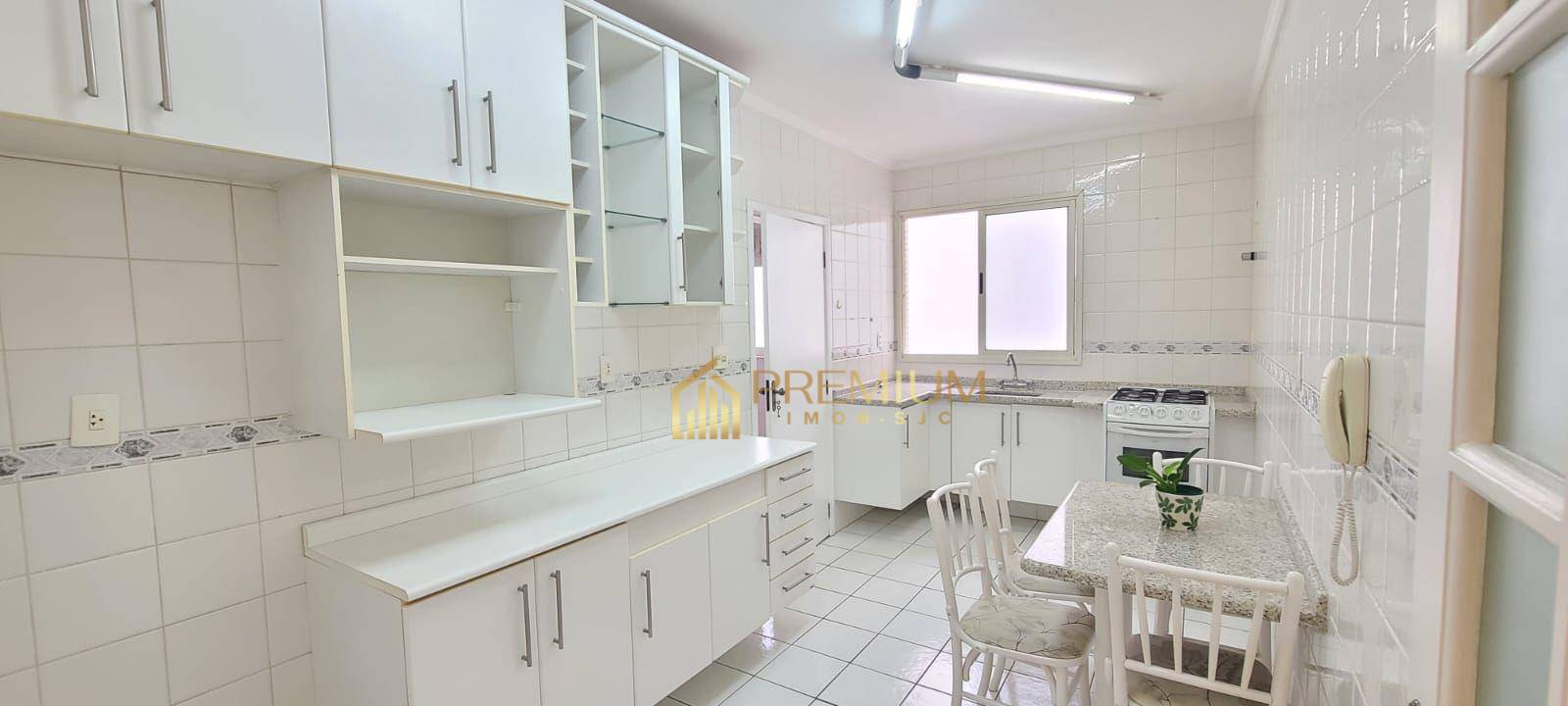 Apartamento à venda com 3 quartos, 98m² - Foto 18