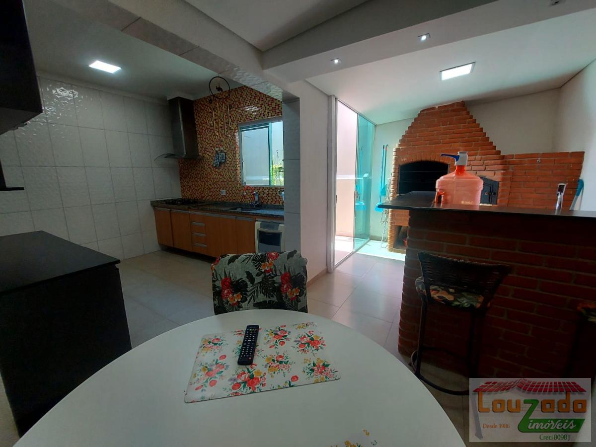 Casa à venda com 2 quartos, 135m² - Foto 17