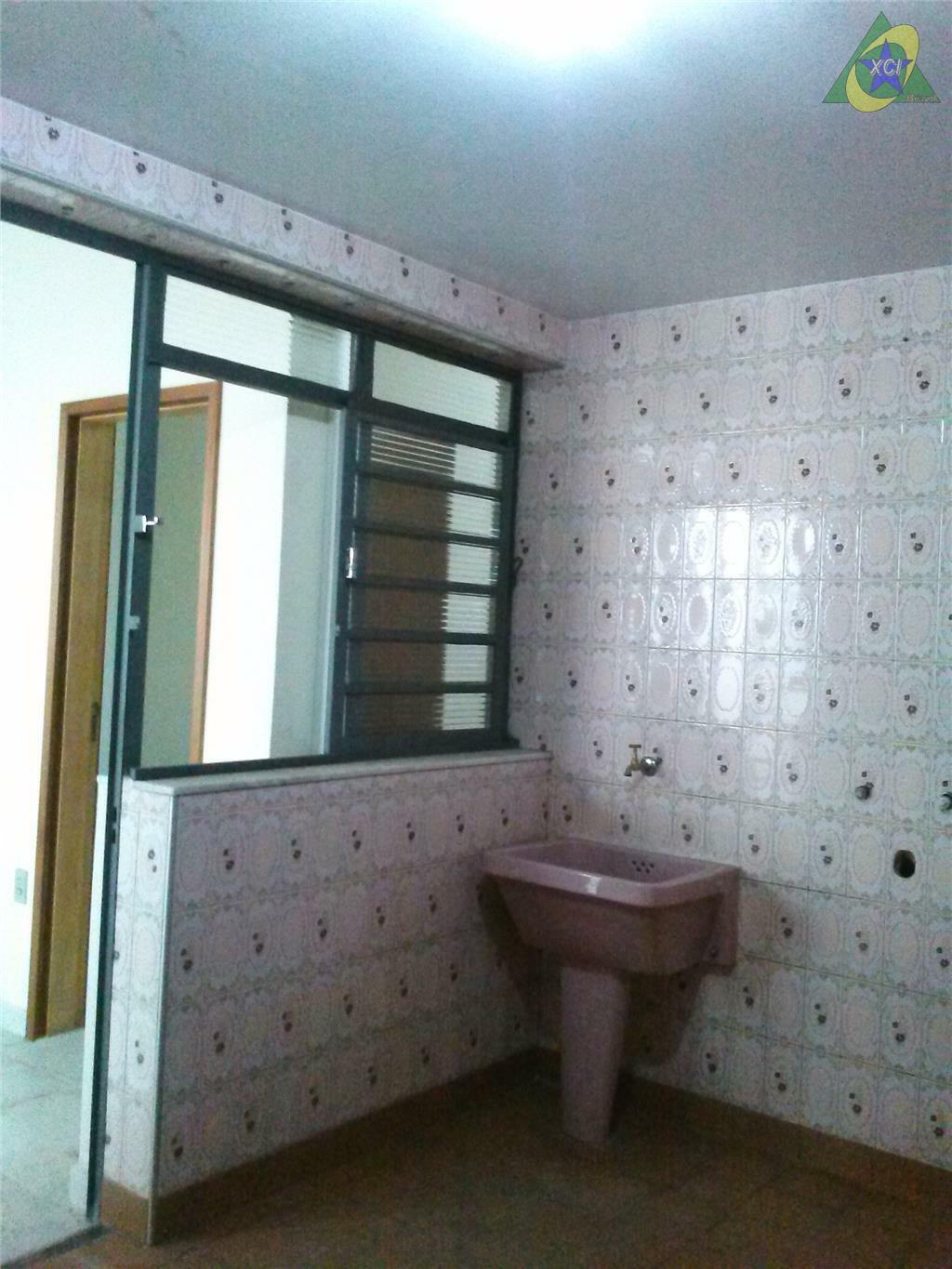 Casa à venda com 1 quarto, 250m² - Foto 21