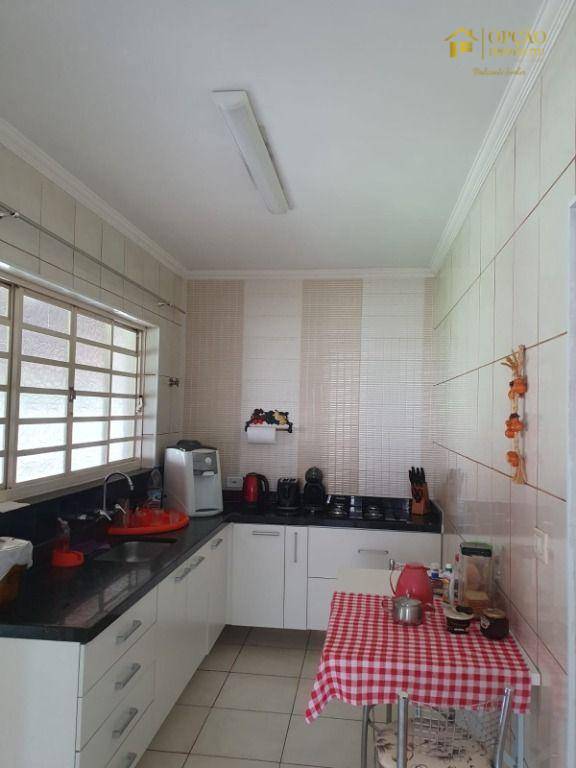 Casa de Condomínio à venda com 3 quartos, 400m² - Foto 7