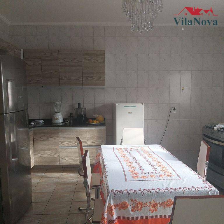 Casa à venda com 3 quartos, 132m² - Foto 8