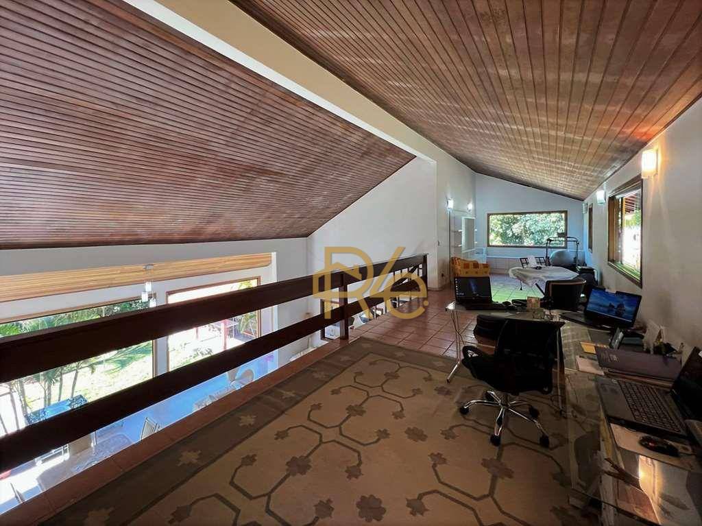 Casa de Condomínio à venda com 4 quartos, 350m² - Foto 16