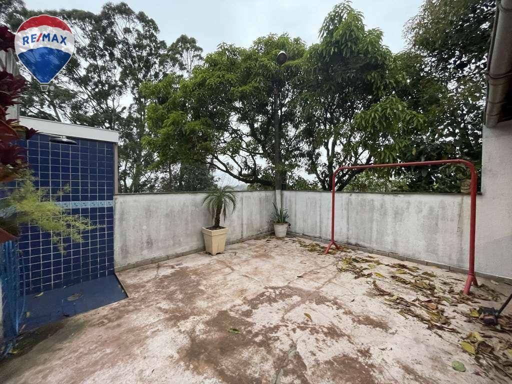 Casa para alugar com 5 quartos, 471m² - Foto 18