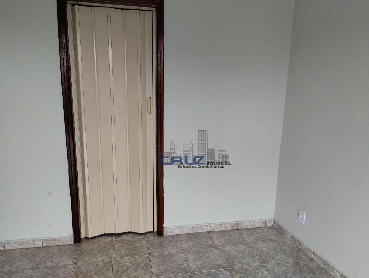 Casa para alugar com 2 quartos, 130m² - Foto 52