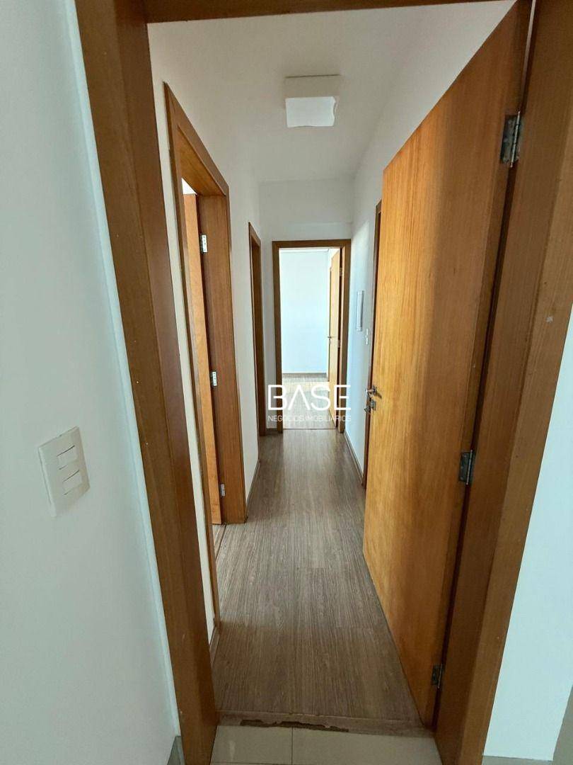 Apartamento, 3 quartos, 100 m² - Foto 2