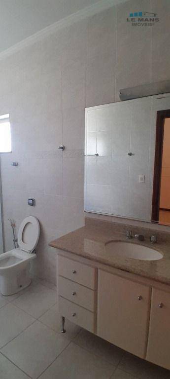 Casa de Condomínio à venda com 4 quartos, 248m² - Foto 29