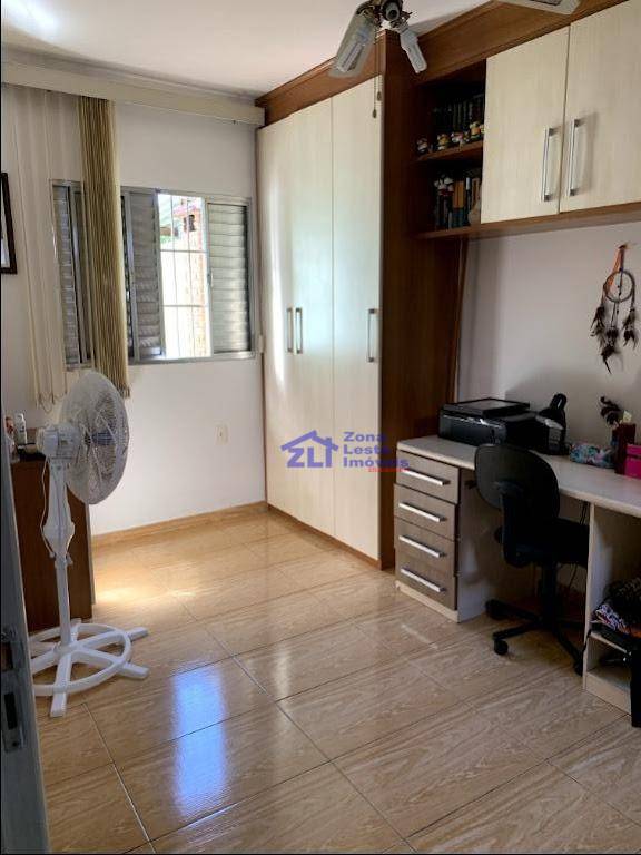 Sobrado à venda com 4 quartos, 220m² - Foto 29