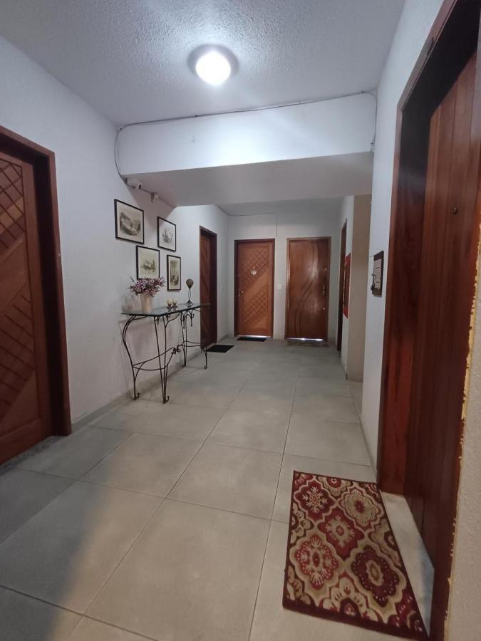 Apartamento à venda com 3 quartos, 101m² - Foto 2