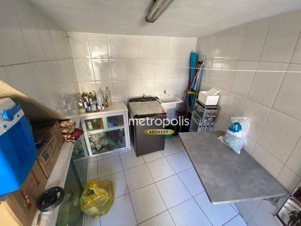 Casa à venda com 3 quartos, 240m² - Foto 12