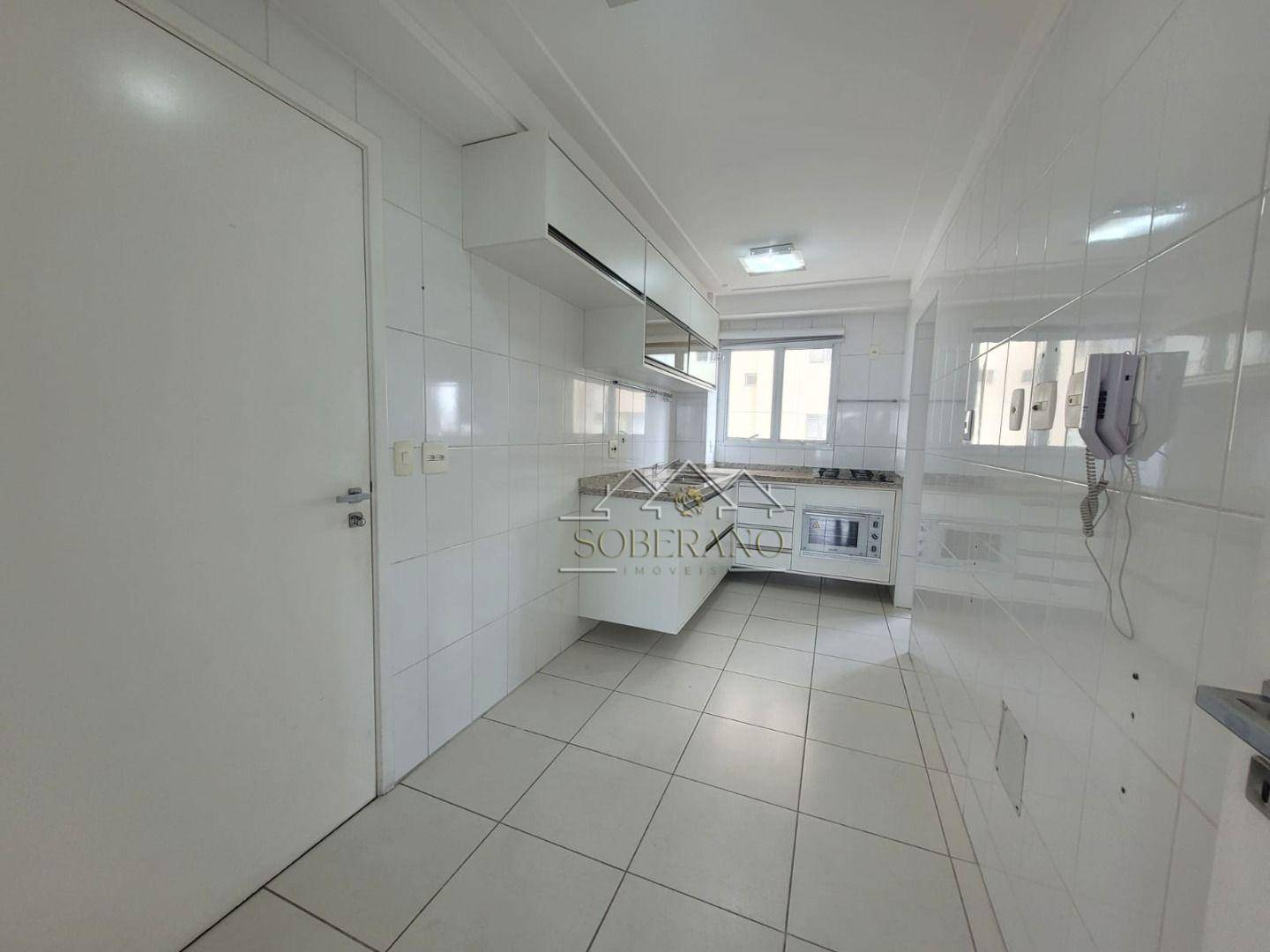 Apartamento à venda com 3 quartos, 114m² - Foto 19