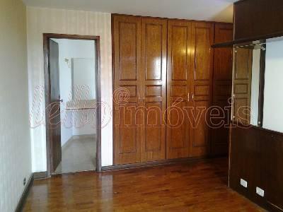 Apartamento para alugar com 3 quartos, 190m² - Foto 2