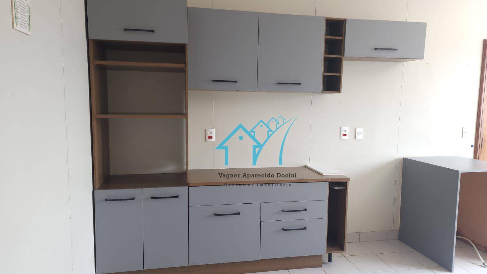 Apartamento à venda com 3 quartos, 173m² - Foto 4