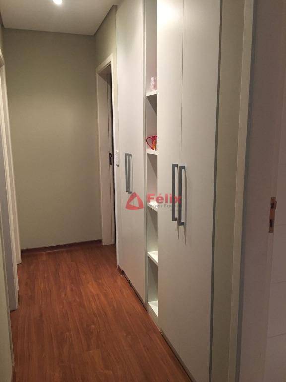 Apartamento à venda com 3 quartos, 106m² - Foto 8