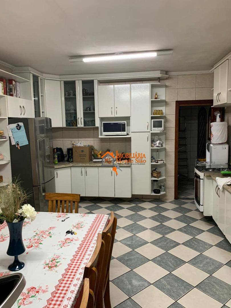 Sobrado à venda com 4 quartos, 400M2 - Foto 10