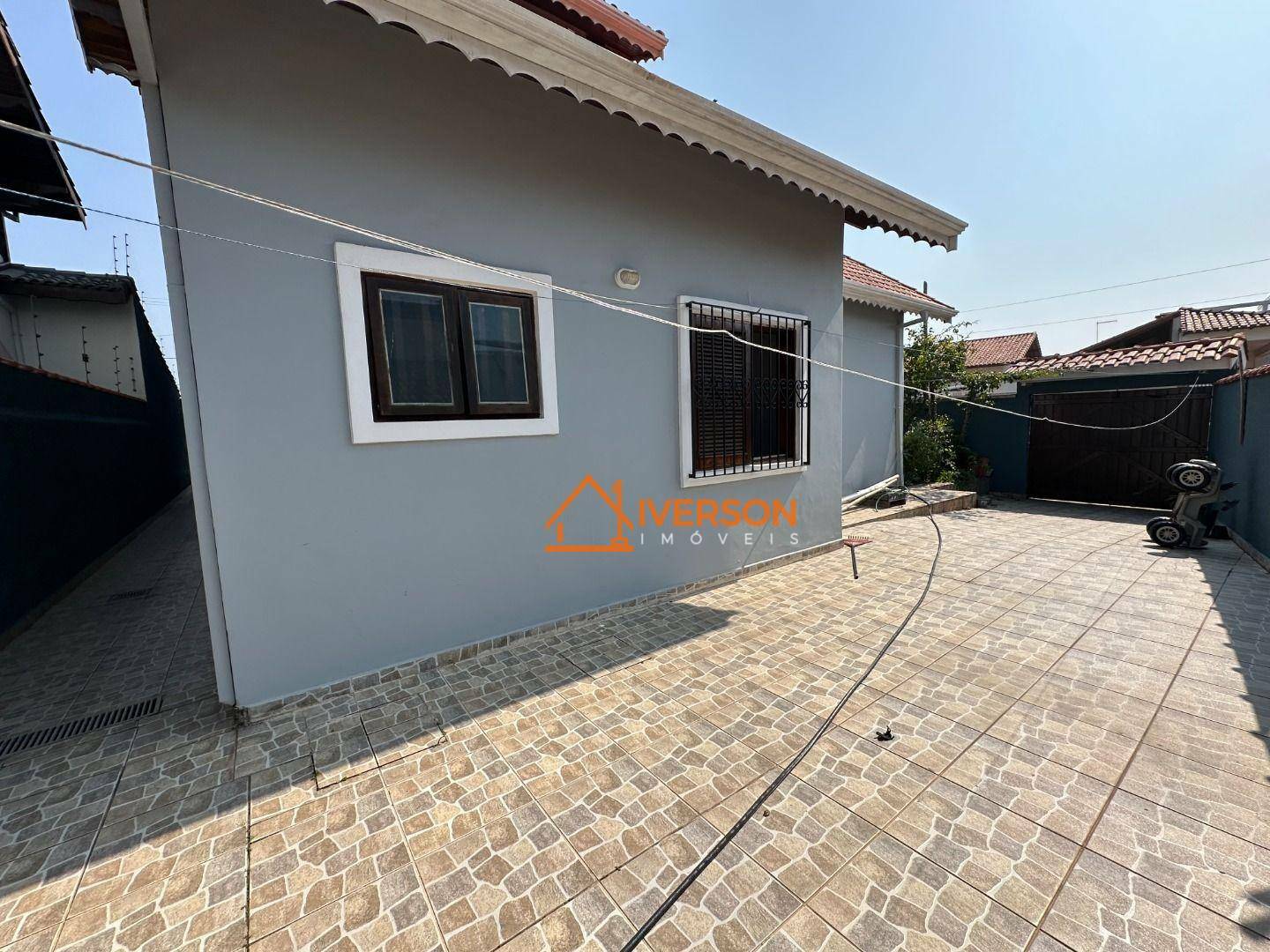 Casa à venda com 4 quartos, 189m² - Foto 16