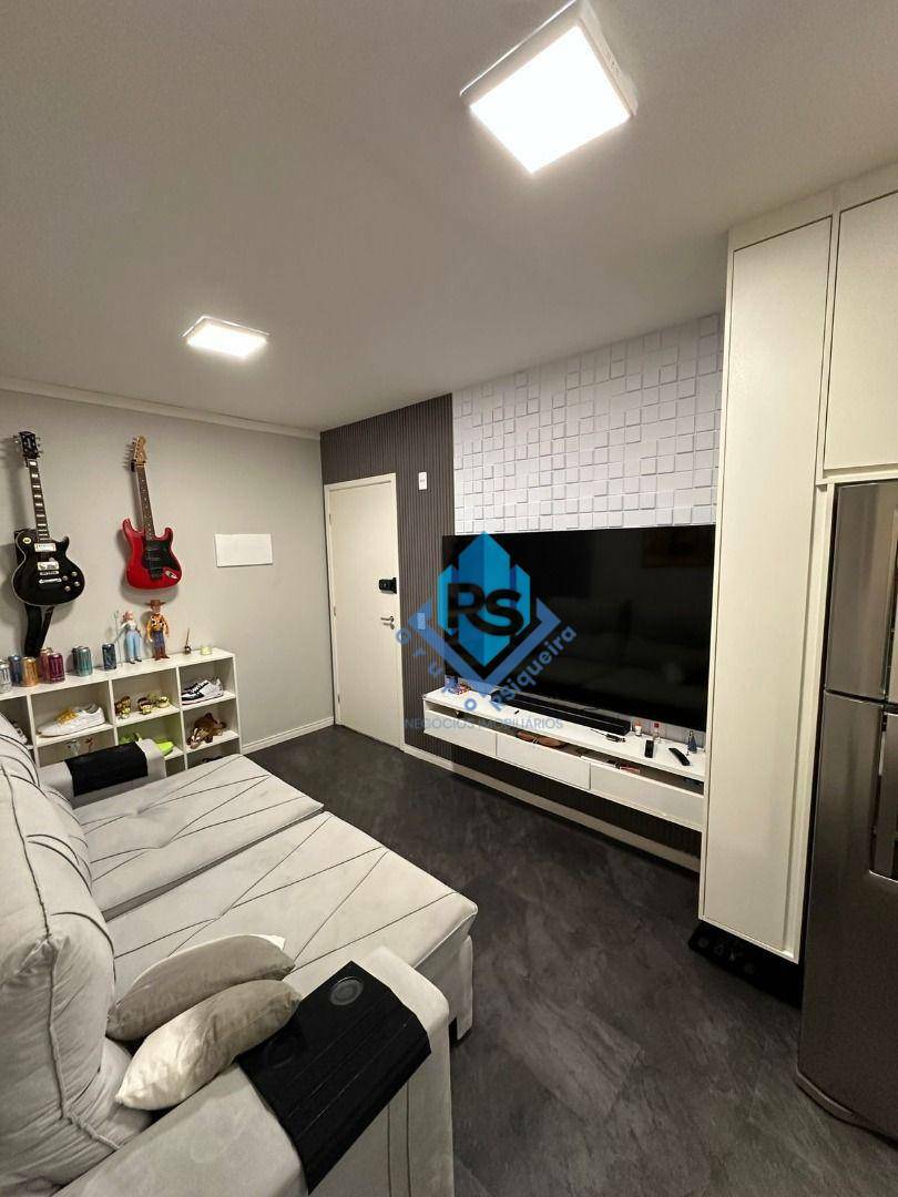 Apartamento à venda com 2 quartos, 43m² - Foto 2