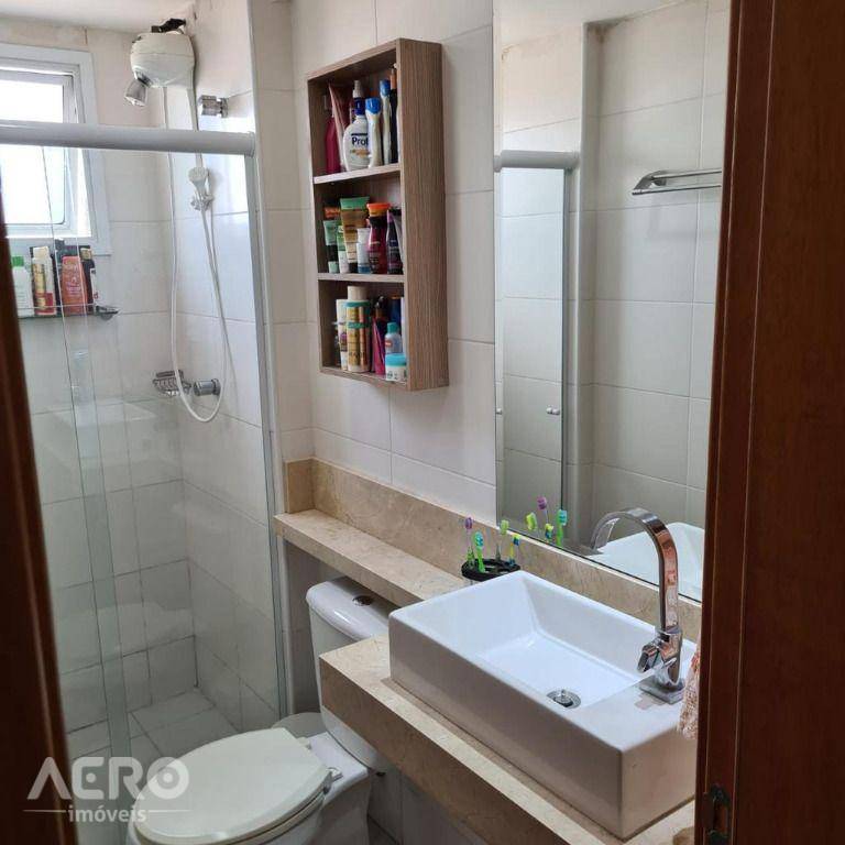 Apartamento à venda com 2 quartos, 66m² - Foto 7