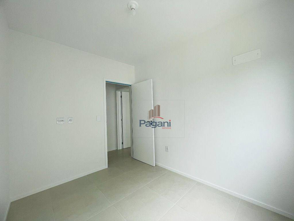 Apartamento à venda com 2 quartos, 55m² - Foto 6