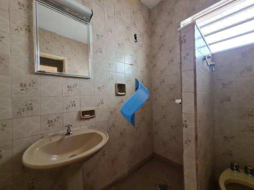 Casa à venda e aluguel com 3 quartos, 139m² - Foto 22