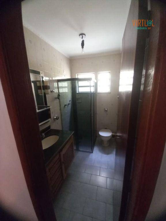 Sobrado à venda e aluguel com 3 quartos, 186m² - Foto 36