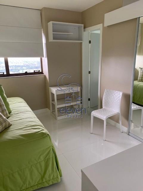 Apartamento à venda com 4 quartos, 225m² - Foto 11