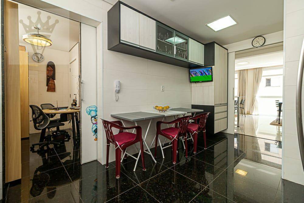 Apartamento à venda com 3 quartos, 120m² - Foto 6