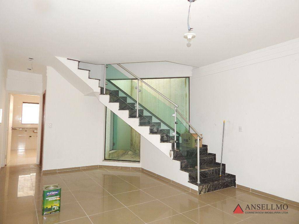 Sobrado à venda e aluguel com 3 quartos, 192m² - Foto 3