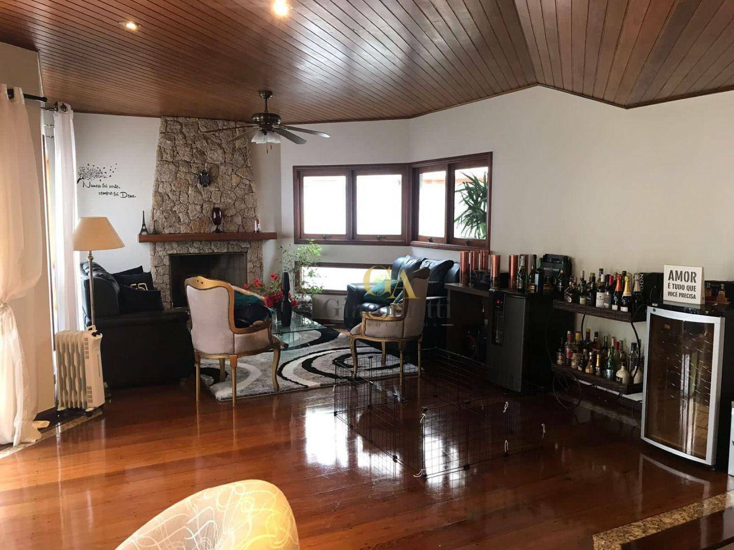 Casa de Condomínio à venda com 3 quartos, 340m² - Foto 4