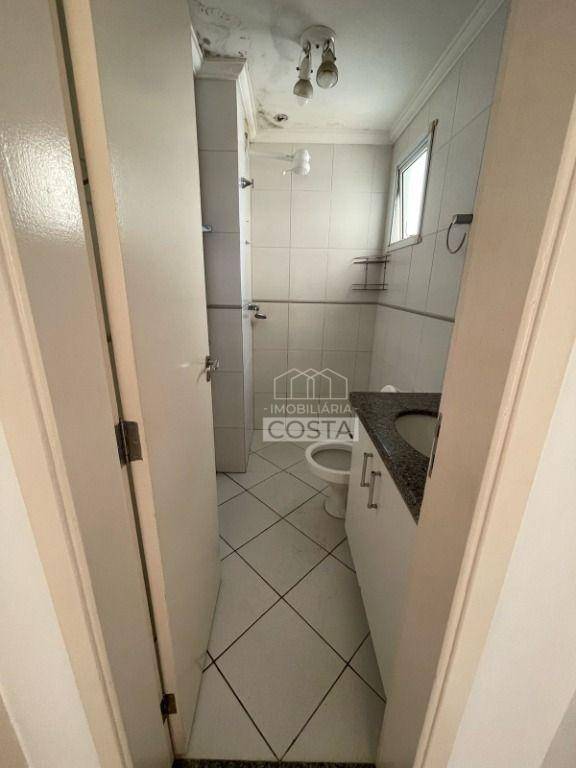 Apartamento à venda com 2 quartos, 60m² - Foto 15
