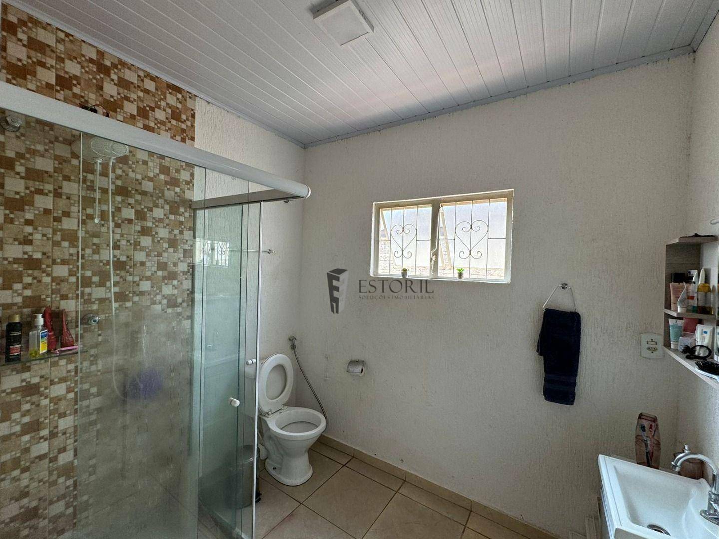 Casa à venda com 3 quartos, 225M2 - Foto 9